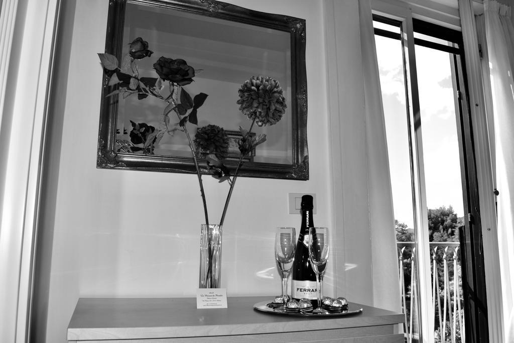 La Maison Du Paradis Salerno Bagian luar foto